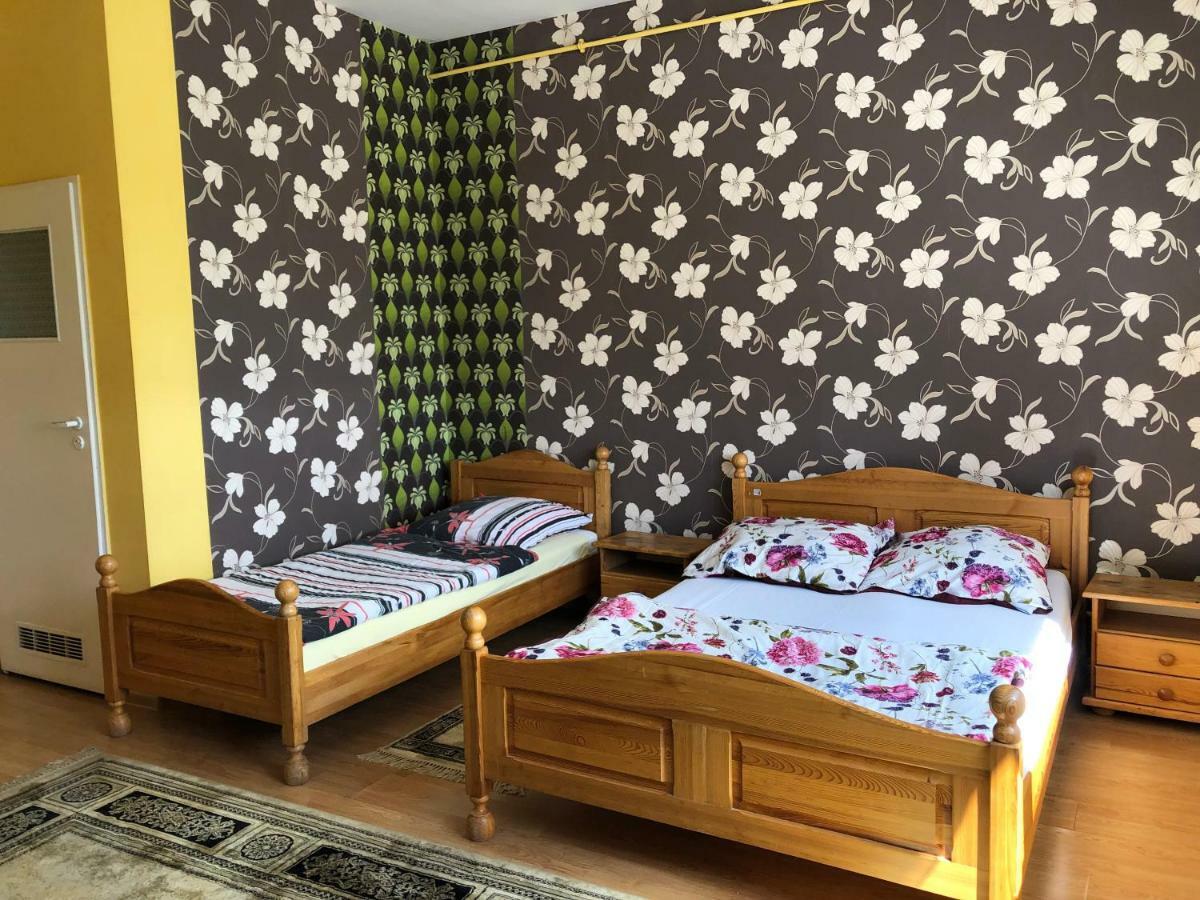 Setpol 1 Bed & Breakfast Wyszomierz  Exterior photo
